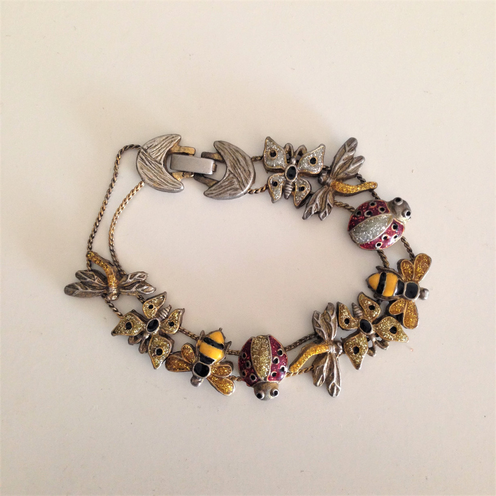🔥SALE🔥Vintage Goldtone Slide Charm Bracelet
